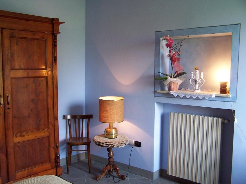 Il Casale Apartman Lucca Szoba fotó